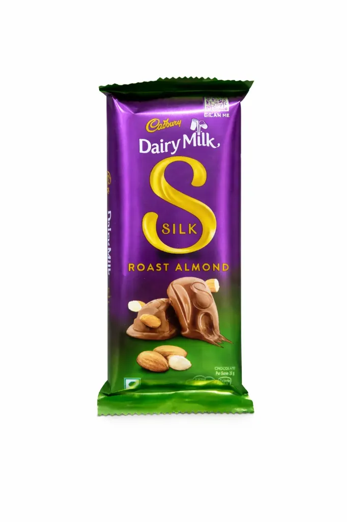 Cadbury Dairy Milk Silk Roast Almond, 52g